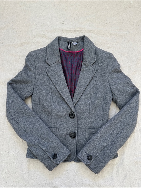 H&M Jackets & Blazers - H&M Divided Grey Knit Blazer with Fun Safety Pin Lining – Size 2